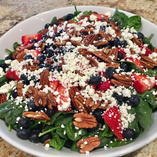Stawberry Pecan Spinach Salad